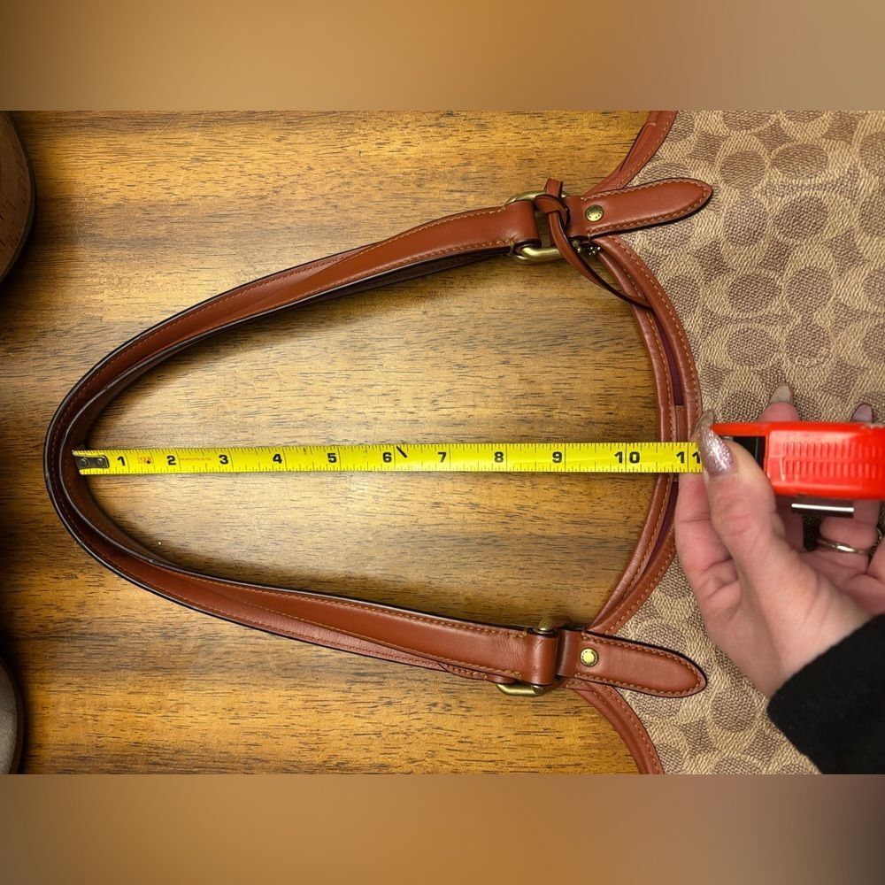 Coach purse - Picture 15 of 16